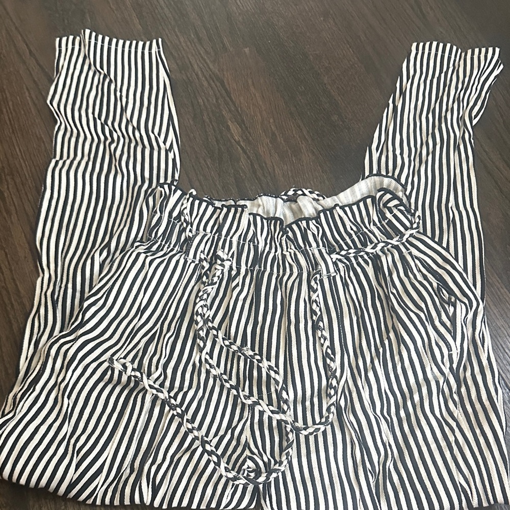 Billabong Black and White Striped Cropped Pants